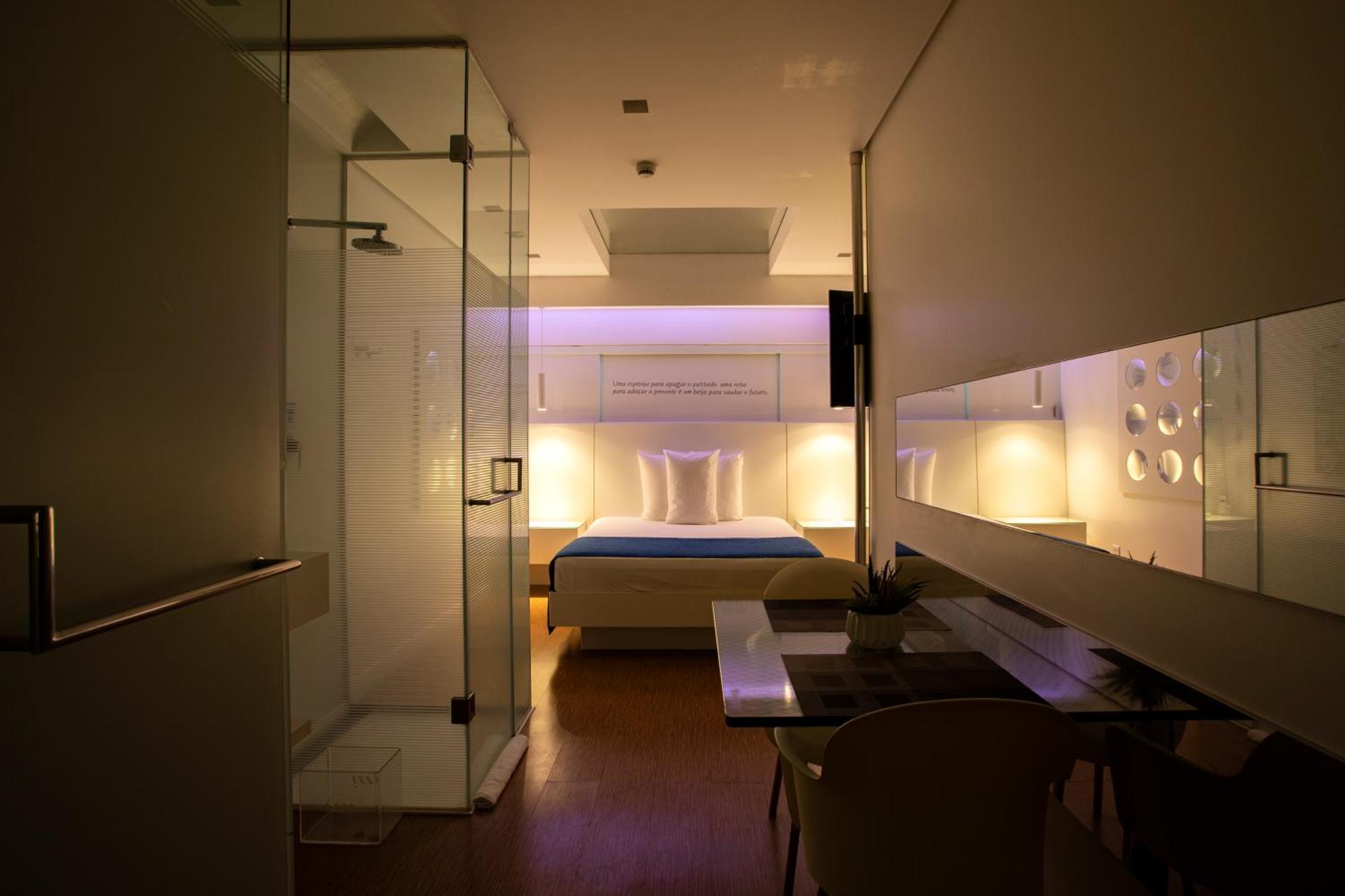 Izzi Motel, Sao Paulo